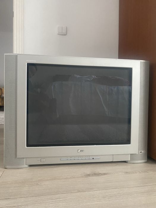 Телевизор марки LG