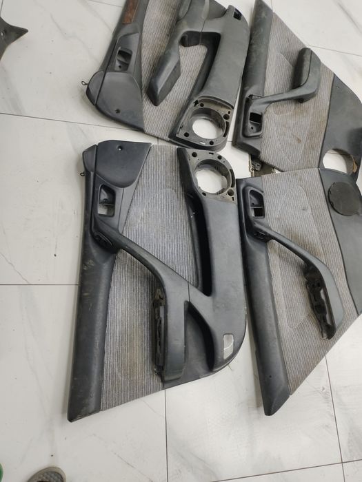 дверные карты Тойота калдина