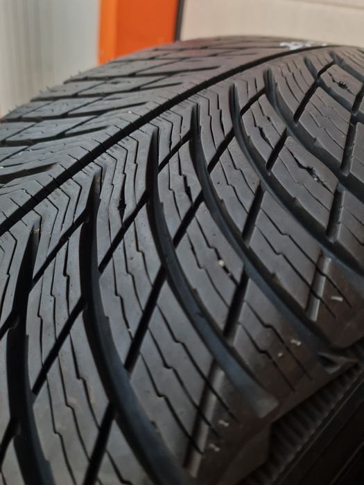 Зимни гуми 4 броя MICHELIN PilotAlpin 5Suv 235 50 R19