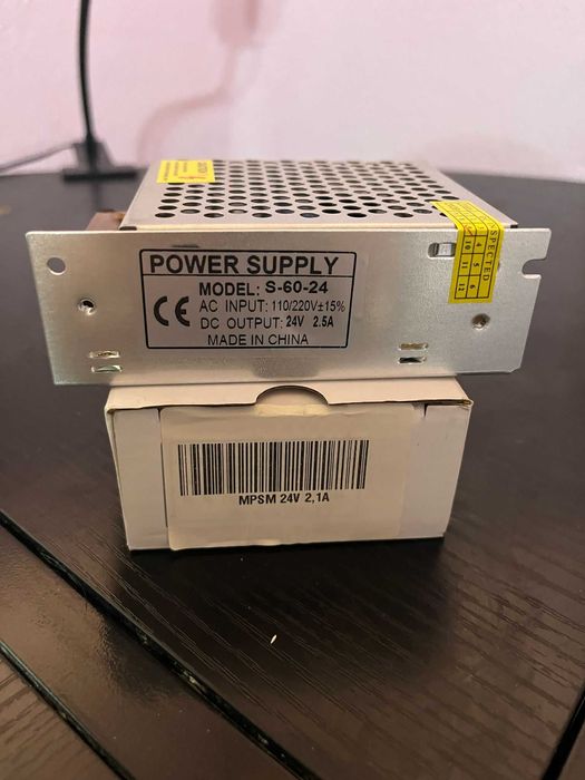 Sursă alimentare Mean Well S-60-24 pentru bandă led