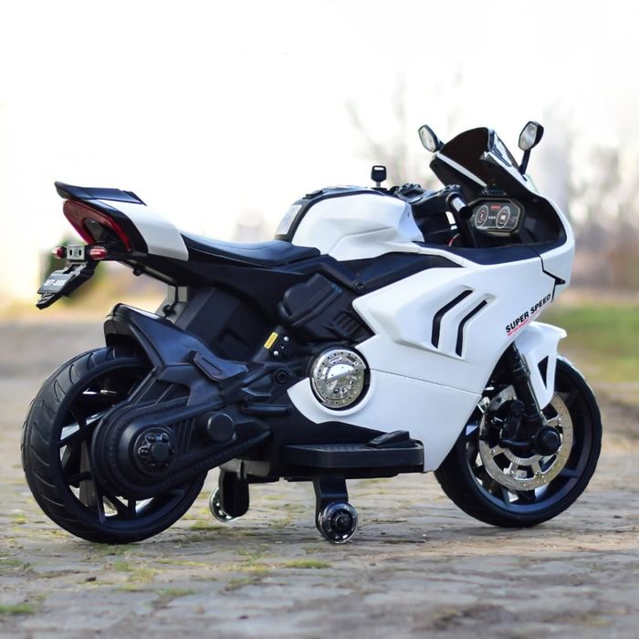 Motocicleta electrica 3-5-ani