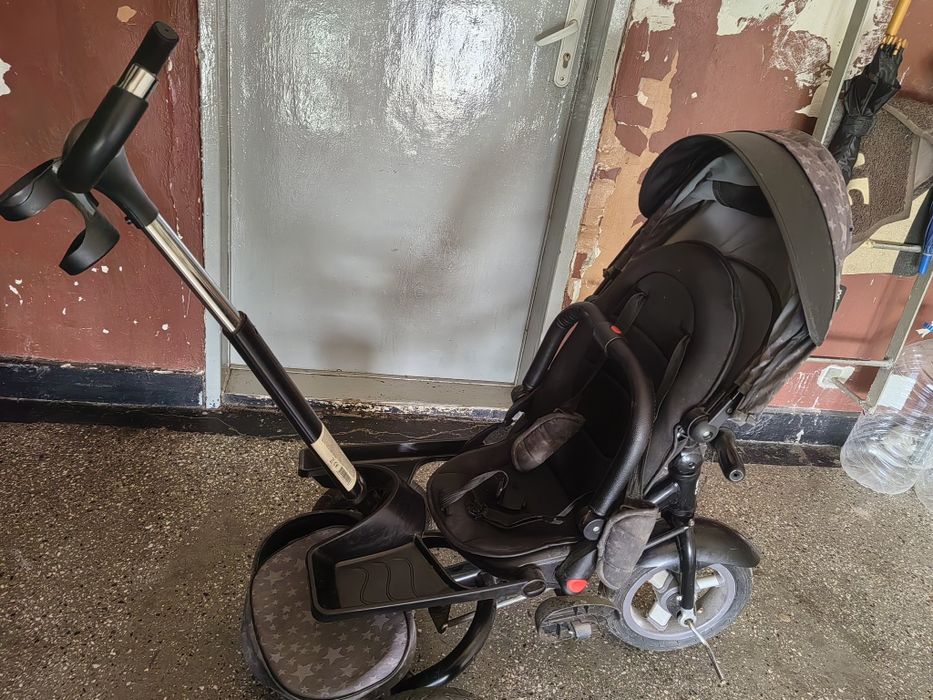 Детска триколка.