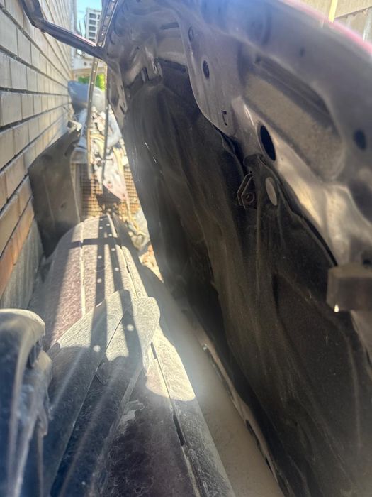 Продам капот от ауди с4