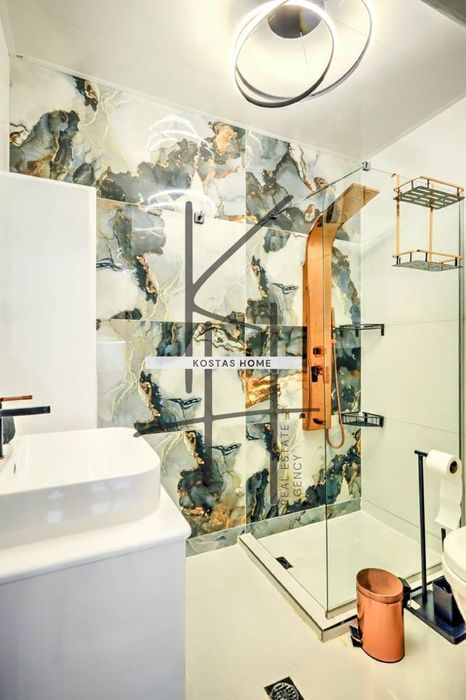 Дава се под наем Тристаен апартамент в Варна, Галата - 150 кв.м за 1196.97 € - Снимка #11