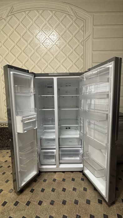 Холодильник LG новый