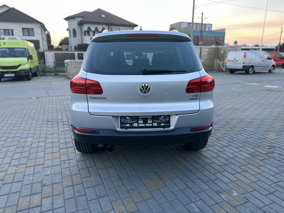 Vand Vw Tiguan 1.4 benzina 122 cp,6 trepte,2012,dublu climatronic,navi