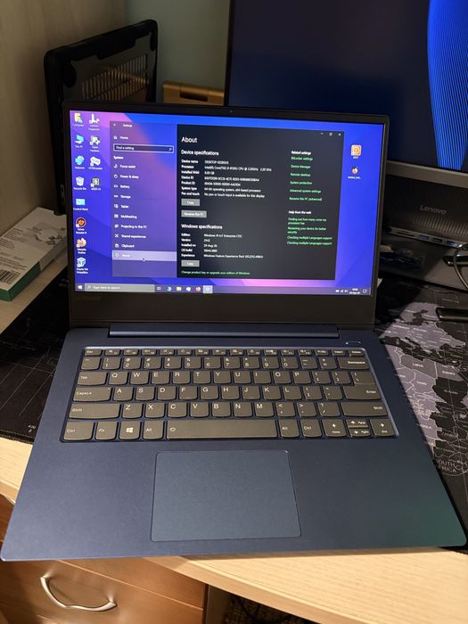 Vand Laptop Lenovo IdeaPad 330S-14IKB cu procesor Intel® Core™ i3-8130U, 8gb Ram, 256 SSD, WIN 10 Pro&Office 2021