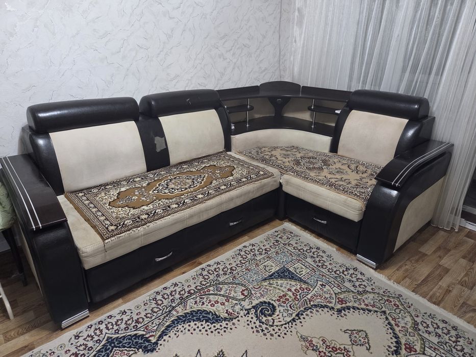 Продам раскладной угловой диван