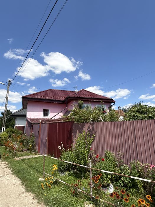 Casă de vânzare în satul Felmer, județul Brașov