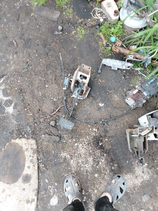 Продам запчасти на машину