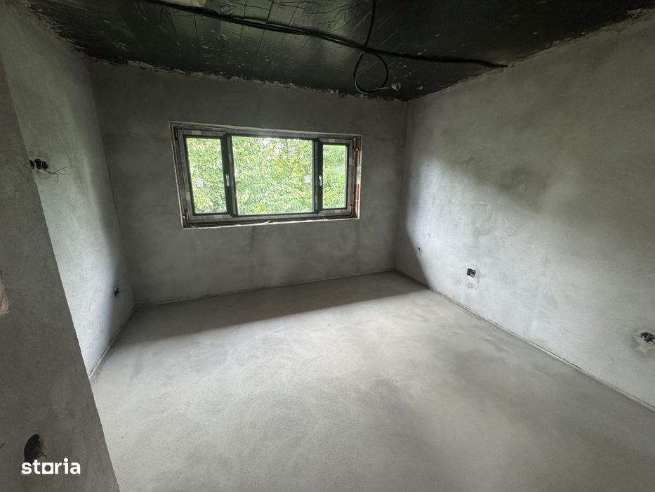 Vand CASA,VILA Noua P+1E 241,5Mp construit zona centrala BREAZA