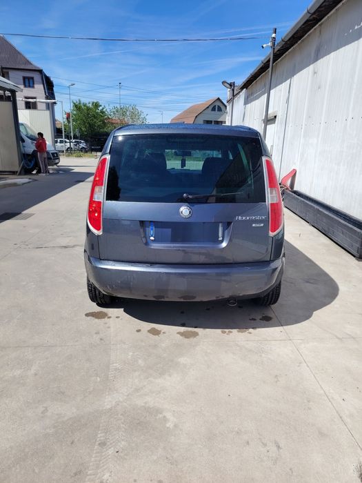 Vând Skoda Roomster 1.2benzina