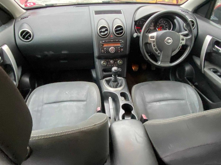 dezmembrez nissan qashqai 1.5dci e5/bara fata qashqai/far qashqai