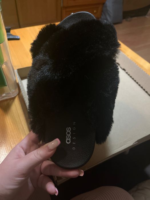 Чехли Asos. Нови