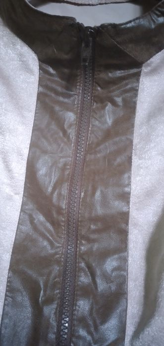 Платье на девушку. Очень элегантное.