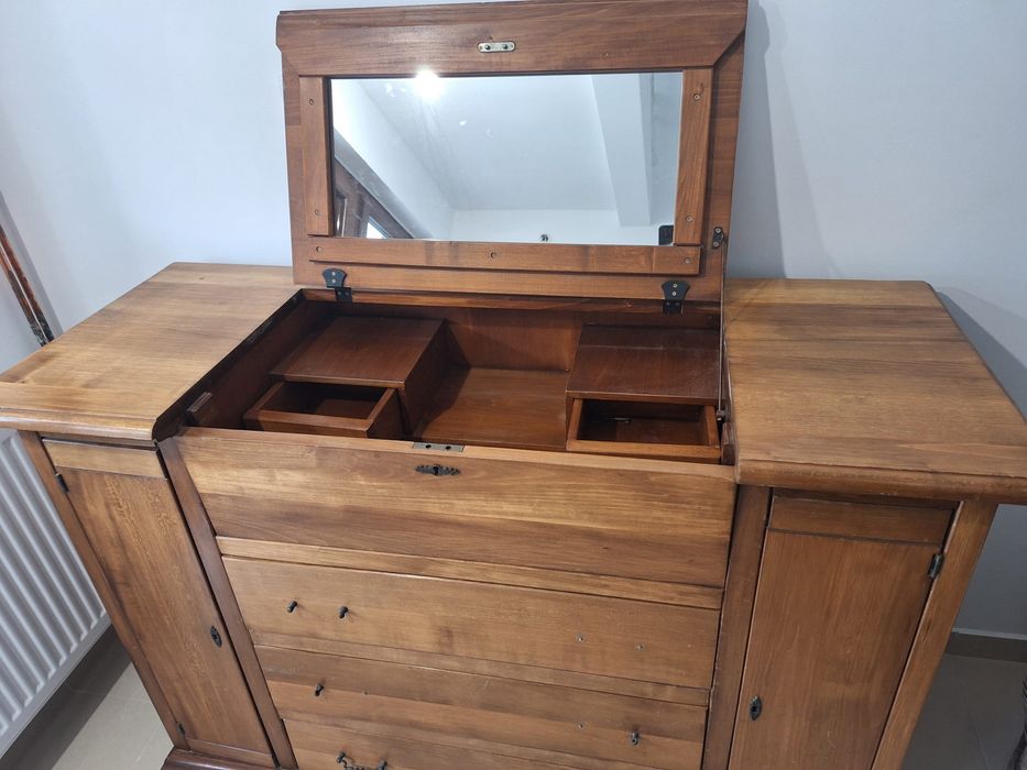 Vand mobila/dulap vintage lemn masiv nuc