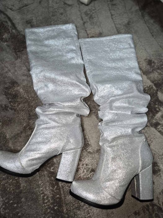 Дамски Сребристи ботушки