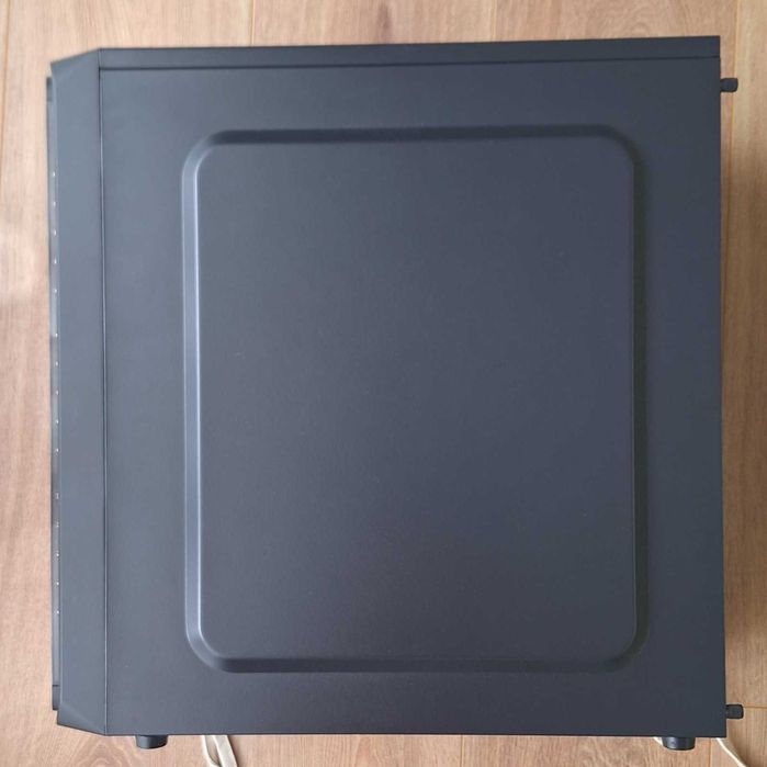 Геймърски Компютър / i3-12100F / RX 6500 XT / 16GB RAM / SSD + HDD Геймърски компютър за игри (Intel i3 12-то пок. & AMD Radeon RX 6500XT)
