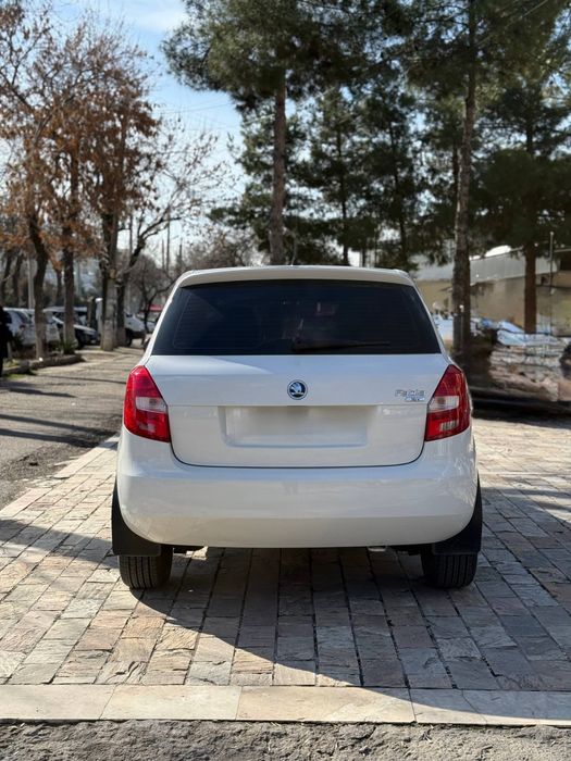 Skoda fabio 2009 йил