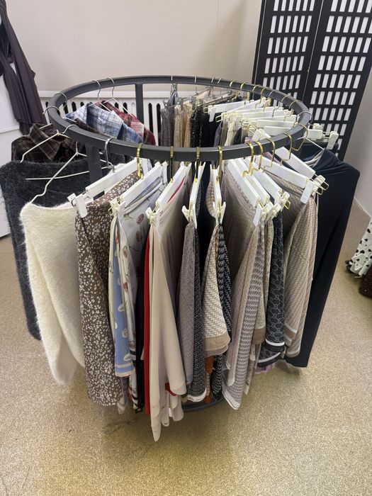 Продам стойку круглую