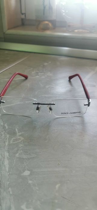 Ochelari D&G in stare foarte buna, nepurtati lentile fara dioptrii