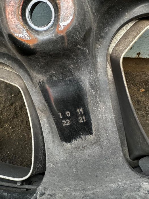 Комплект дисков с резиной