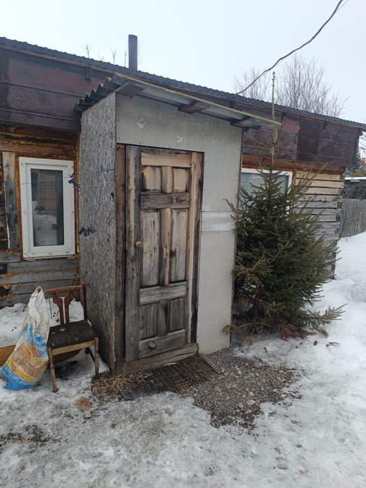 Сдам времянку  Тепличное . хозяин