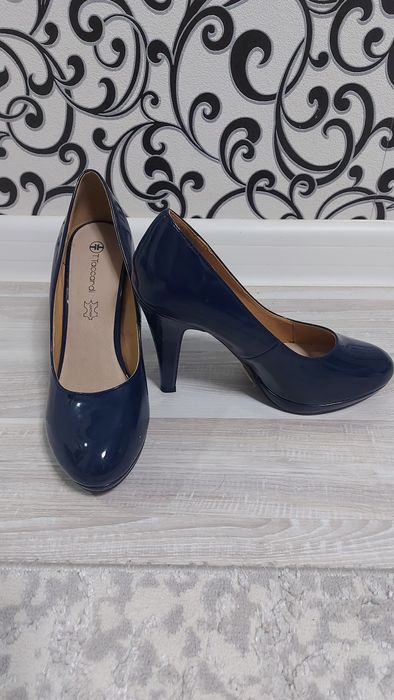 Продам   новые туфли