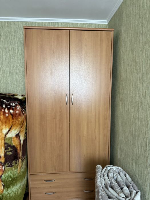 Продам диван, шкаф, компютерный стол