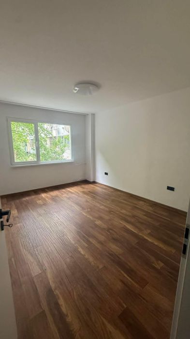 Дава се под наем Тристаен апартамент в София, Сухата река - 82 кв.м за 747.66 € - Снимка #1