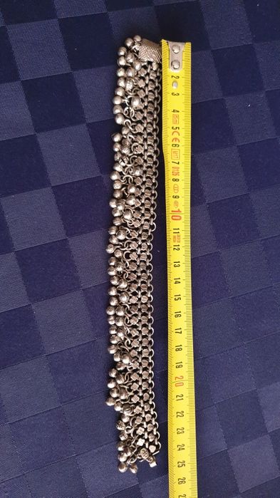 Огърлица от самороден Балтийски кехлибар. и Поср.гривни за глезен