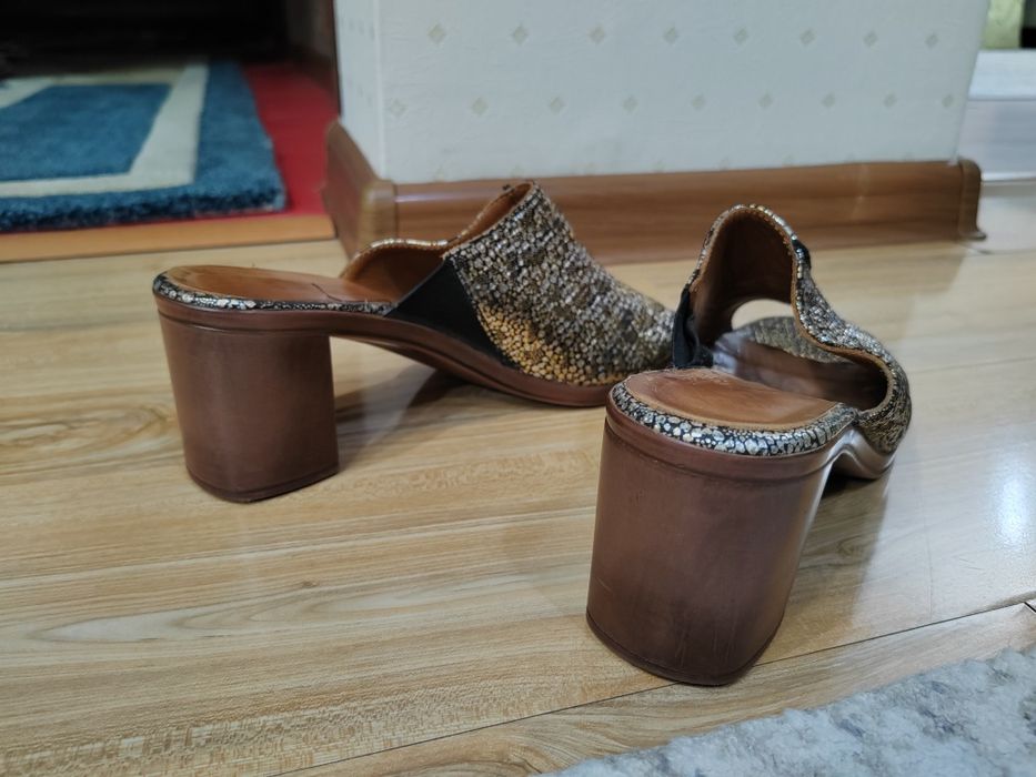 Продам женские сабо