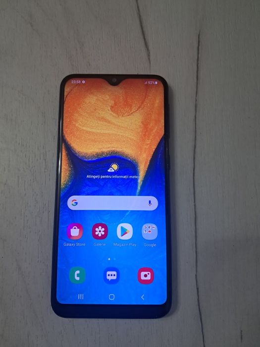 Vând telefon Samsung Galaxy A20E