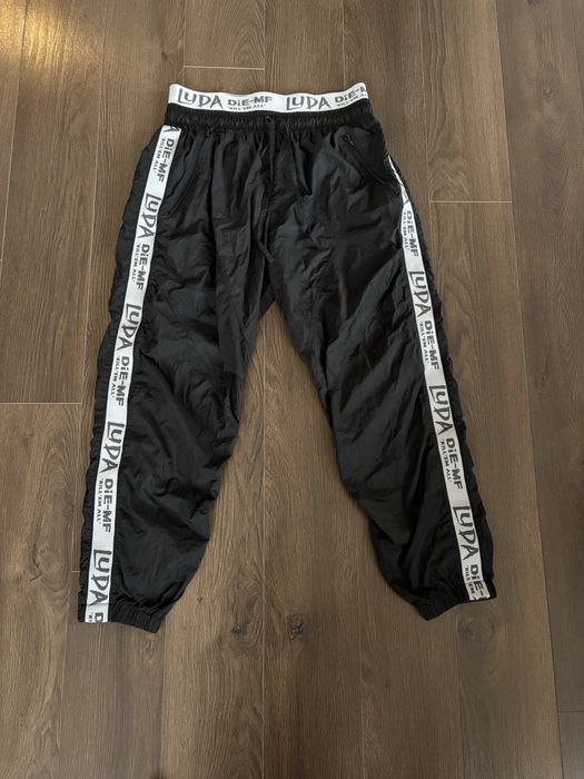 Luda панталон като нов!