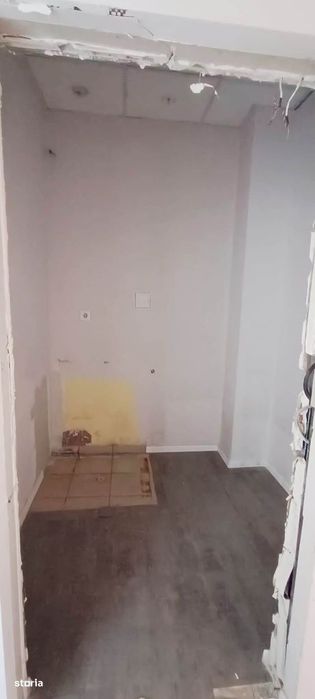 Spatiu comercial -85mp-Harmanului