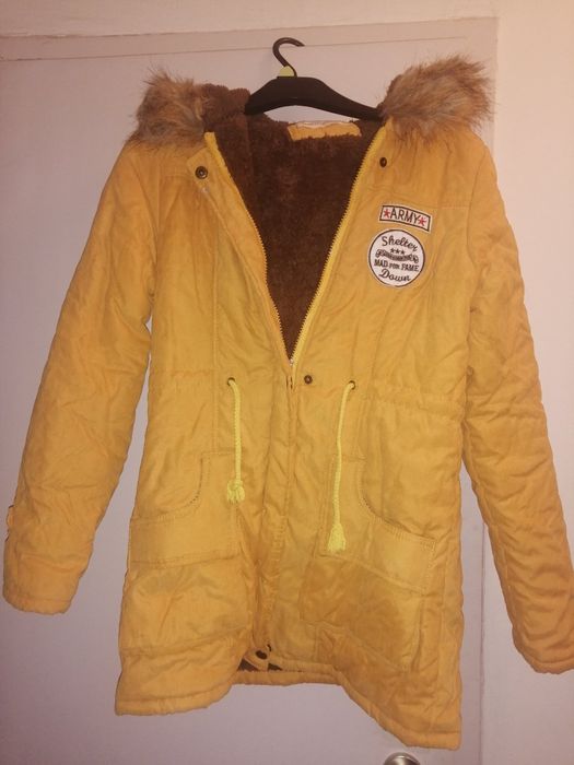 Дамско зимно яке с дебела подплата