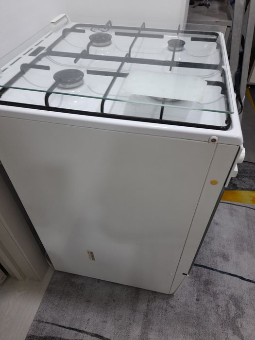 Продам Газ плита BOSCH