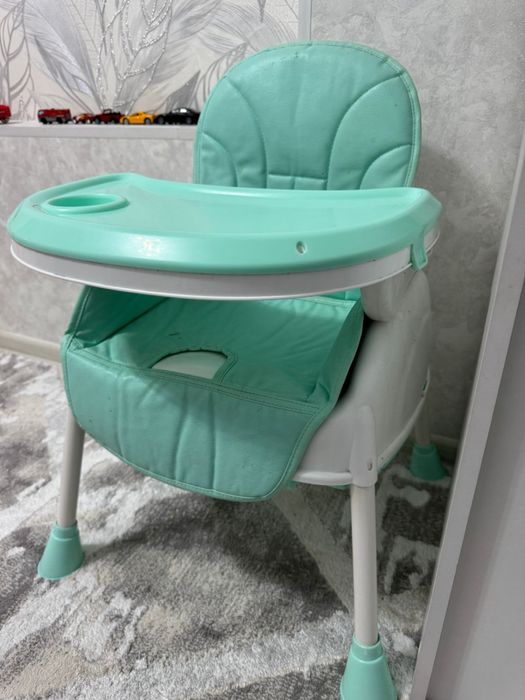 Продам детский стол