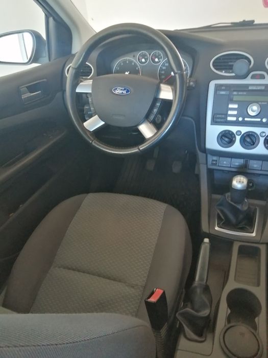 Vând Ford Focus 2