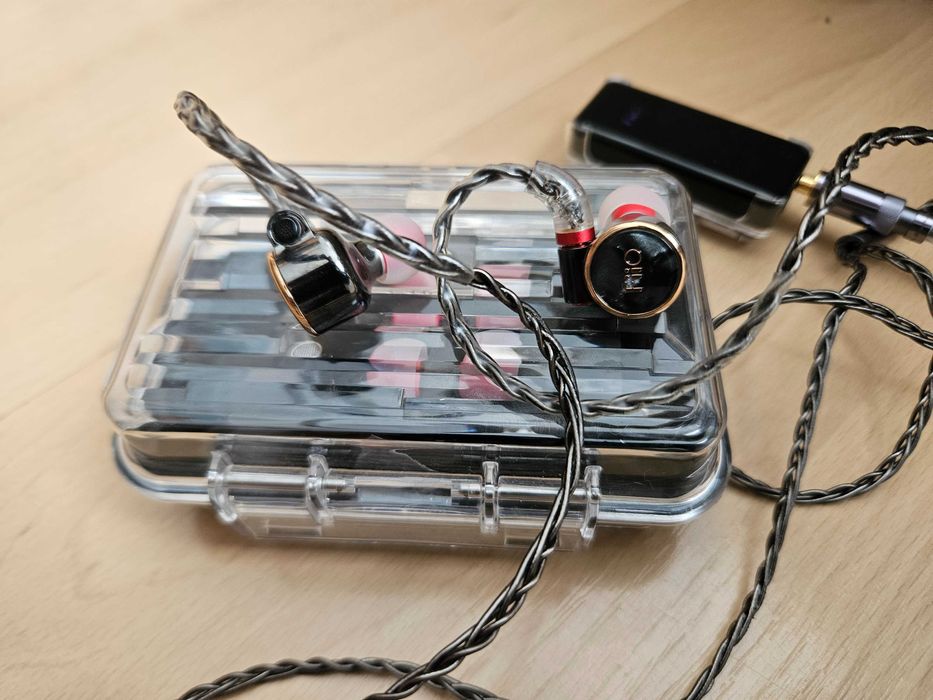 Casti Fiio FD3 PRO + amplificator Fiio BTR3K