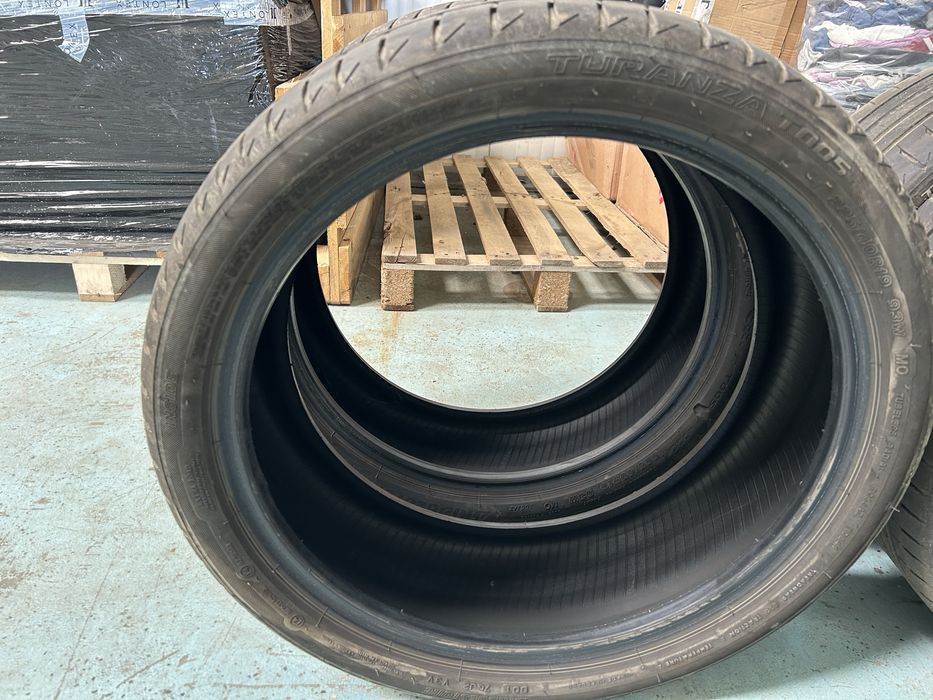 Vand anvelope vara bridgestone turanza!