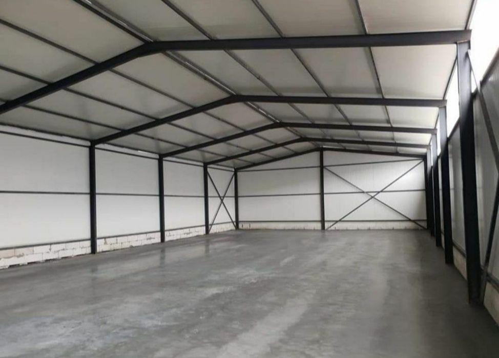 Vand hala metalica lucrăm fără avans Asiguram si montaj