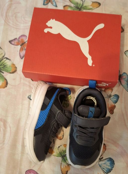 Adidași băiețel Puma 22 ..14 cm
