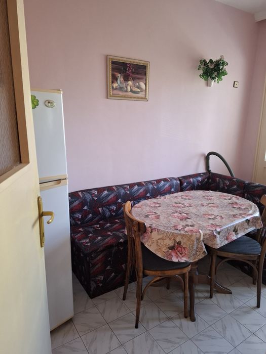 Дава се под наем Двустаен апартамент в Казанлък - 70 кв.м за 114750 € - Снимка #12