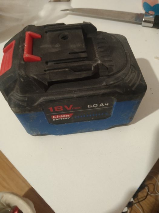 Аккумулятор на перфоратор