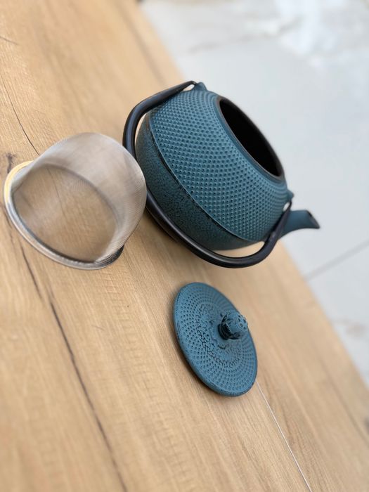 Ibili - Син чугунен чайник