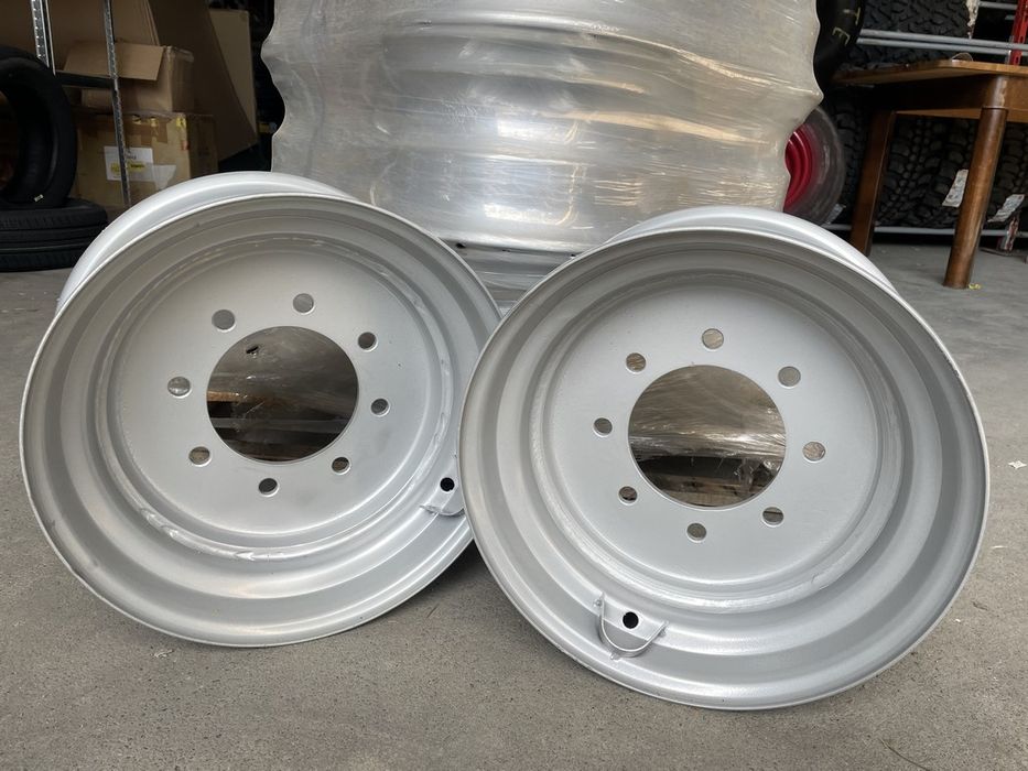 Janta R16.5 | 8.25x16.5 | bobcat | 10-16.5 12-16.5