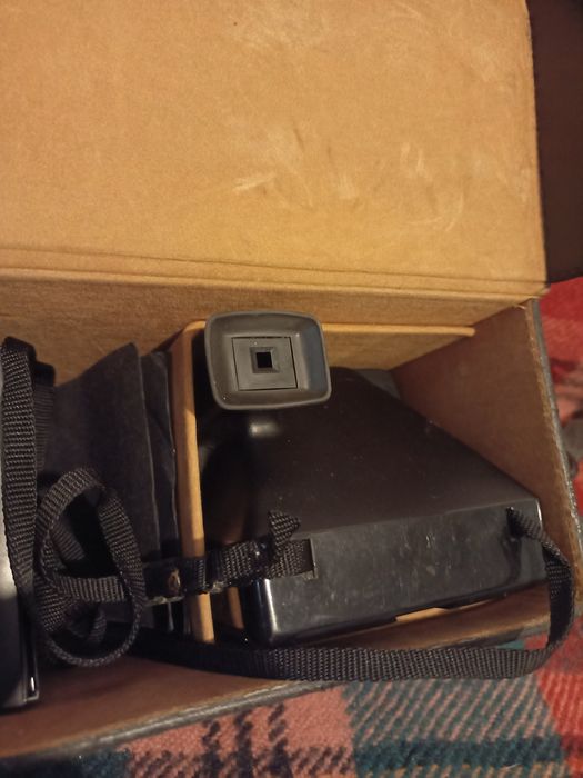 polaroid land camera 2000