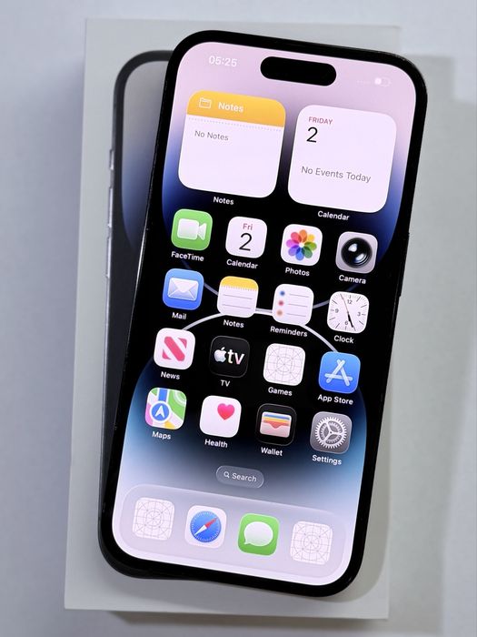 iPhone 14 Pro Black 93% battery