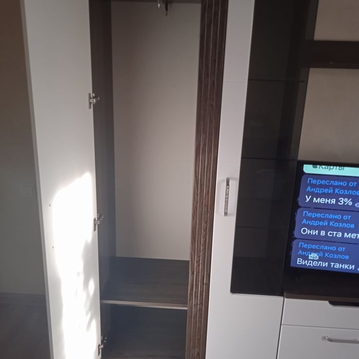 Стенка- горка.В зал.